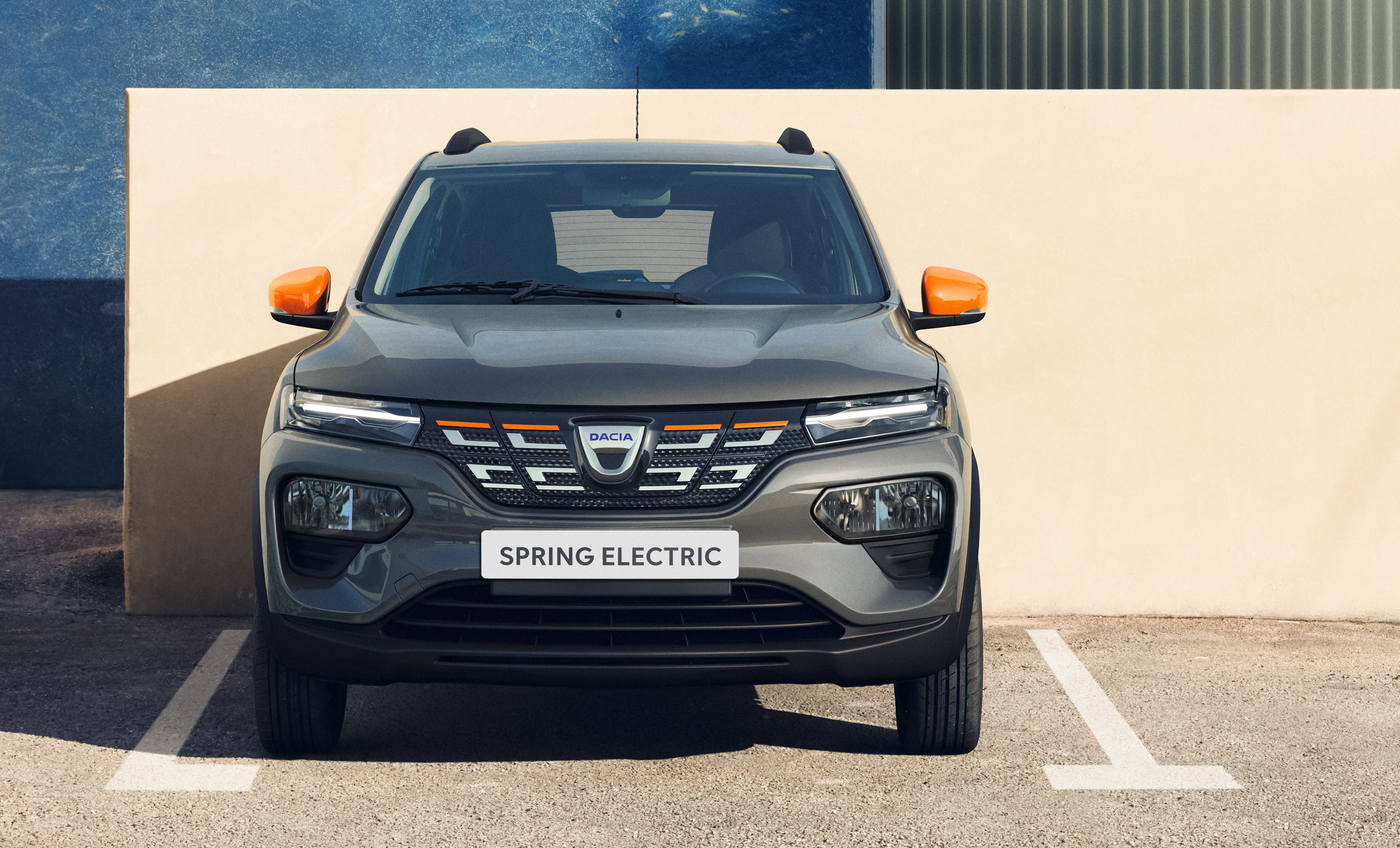 Dacia Spring, vista frontale