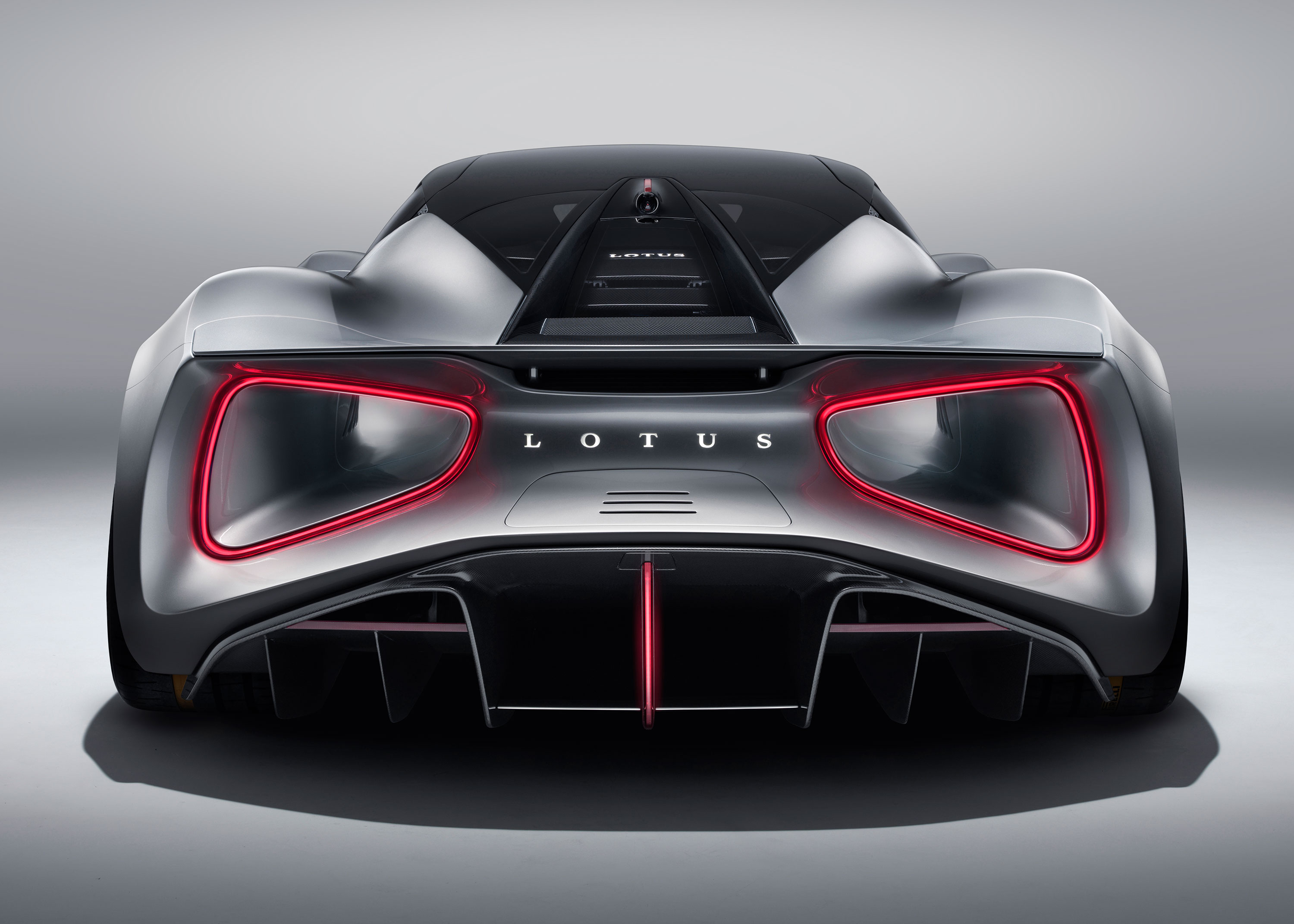 Lotus Evija, vista posteriore