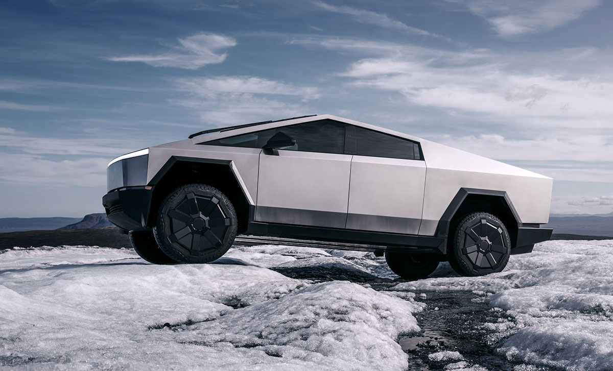 Tesla Cybertruck CyberBeast Caratteristiche e Foto AutoElettrica101