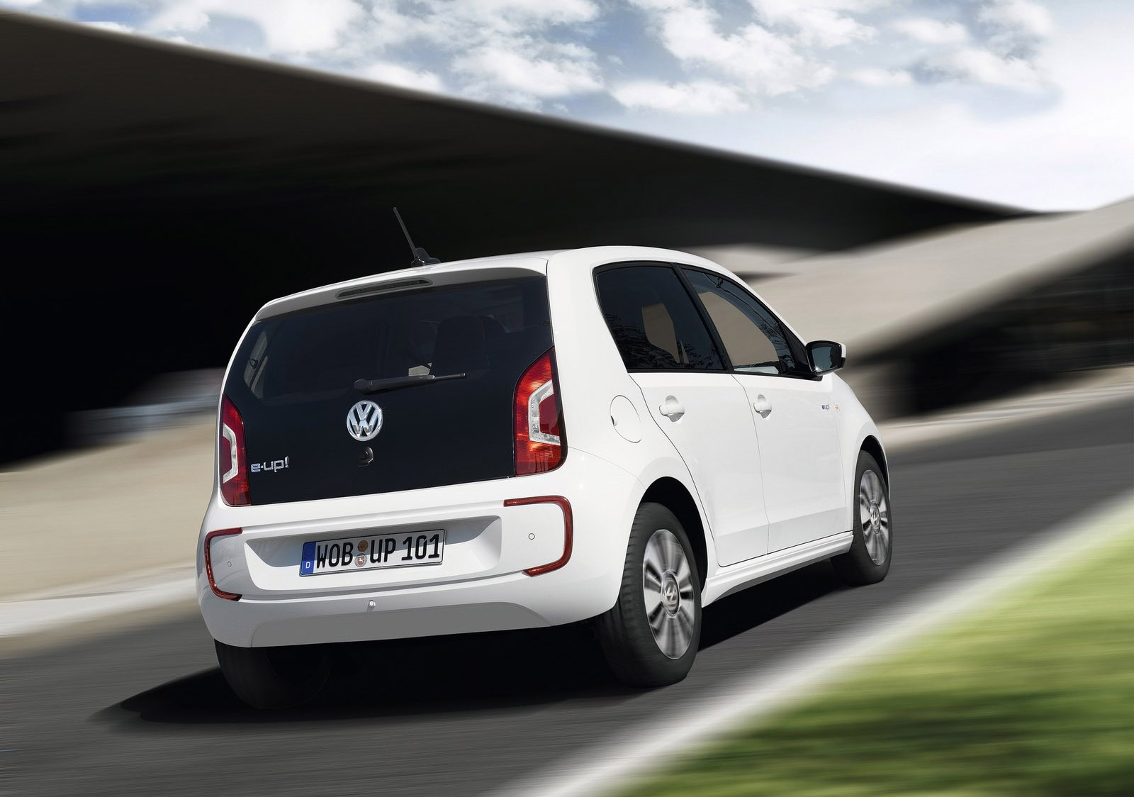 Volkswagen e-up!, vista posteriore